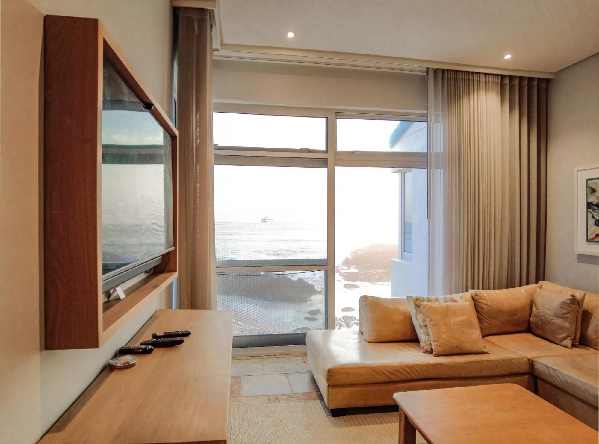 Bokkombaai Bloubergstrand Exterior photo