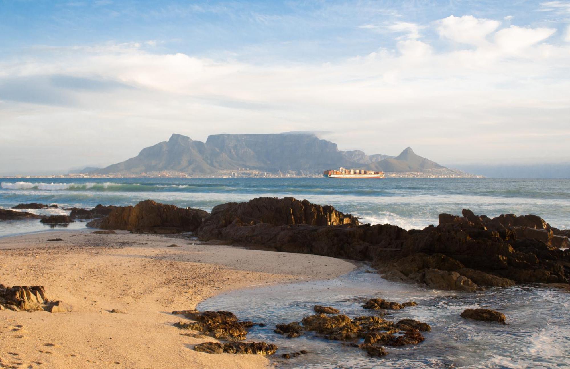 Bokkombaai Bloubergstrand Exterior photo