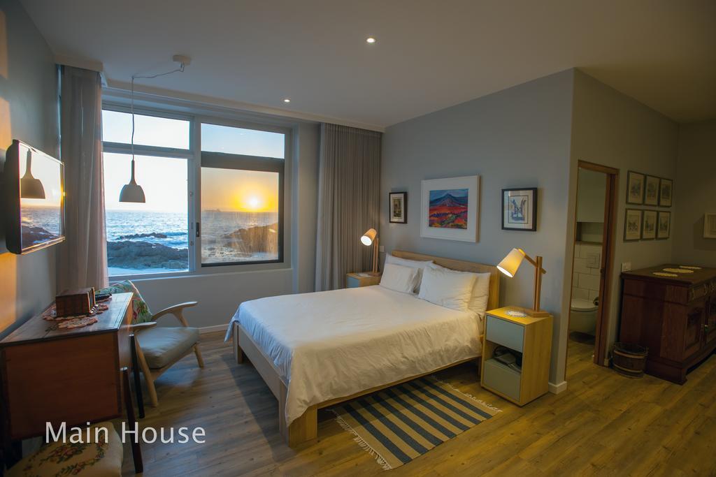 Bokkombaai Bloubergstrand Room photo